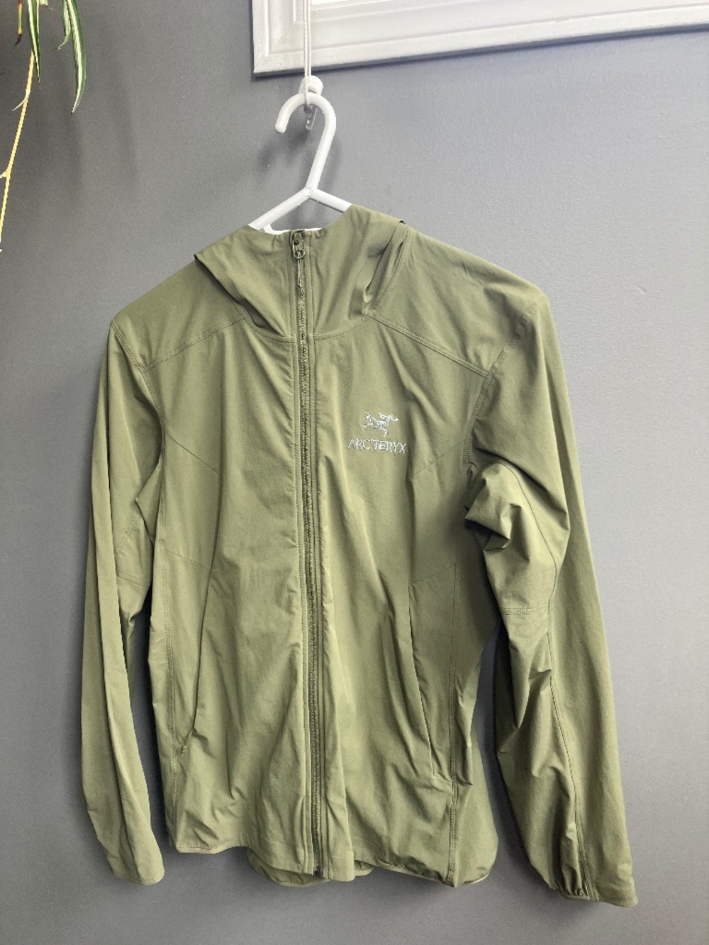 Arc’teryx Gamma SL Hoody Women’s Lightweight Softshell Jacket